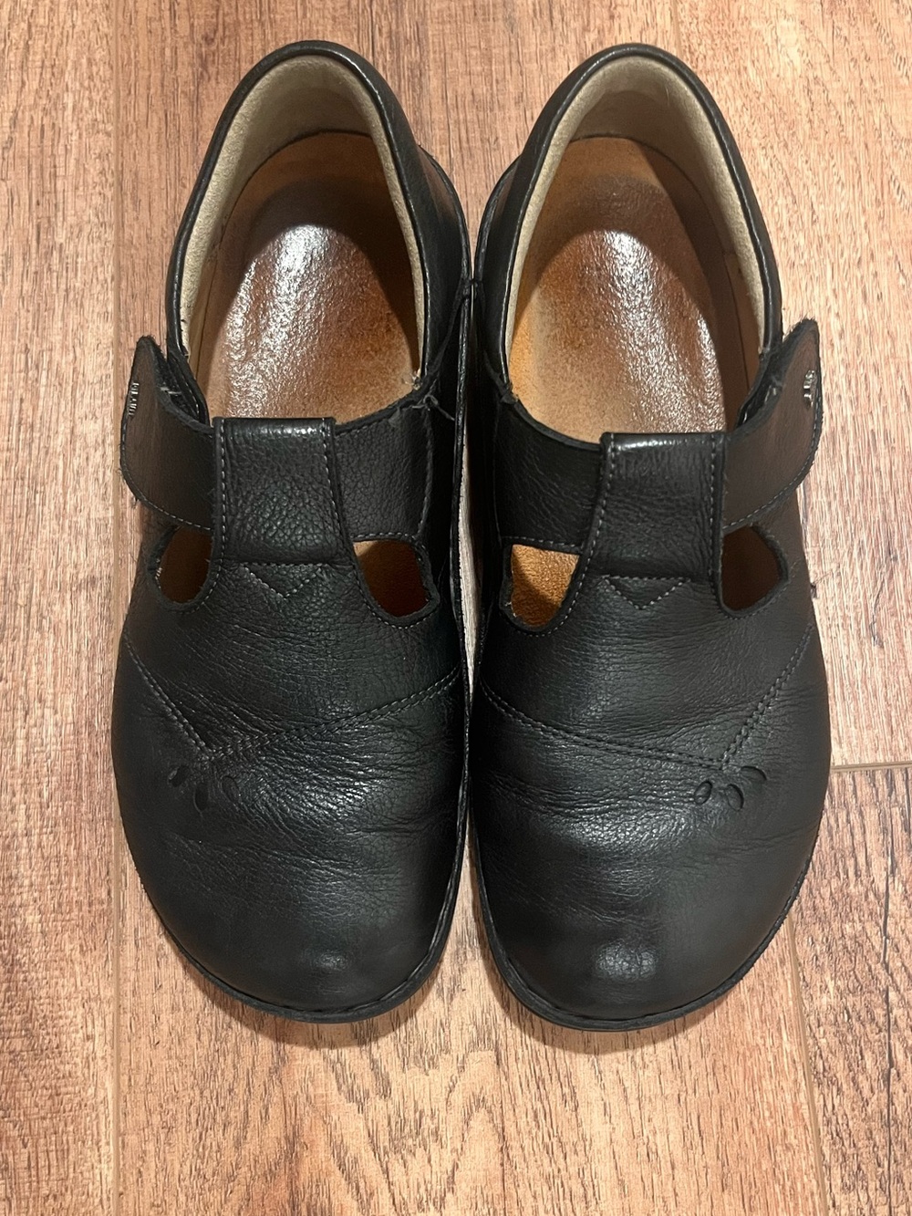 Finn Comfort Women’s Black Leather Mary Jane Shoes 6 1/2